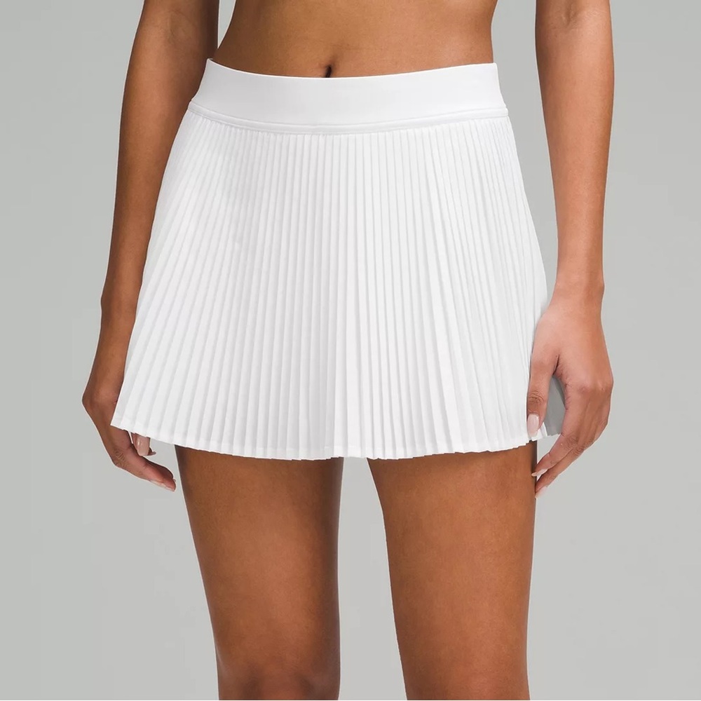 Lululemon Varsity High Rise Pleated Tennis Skirt Size 2